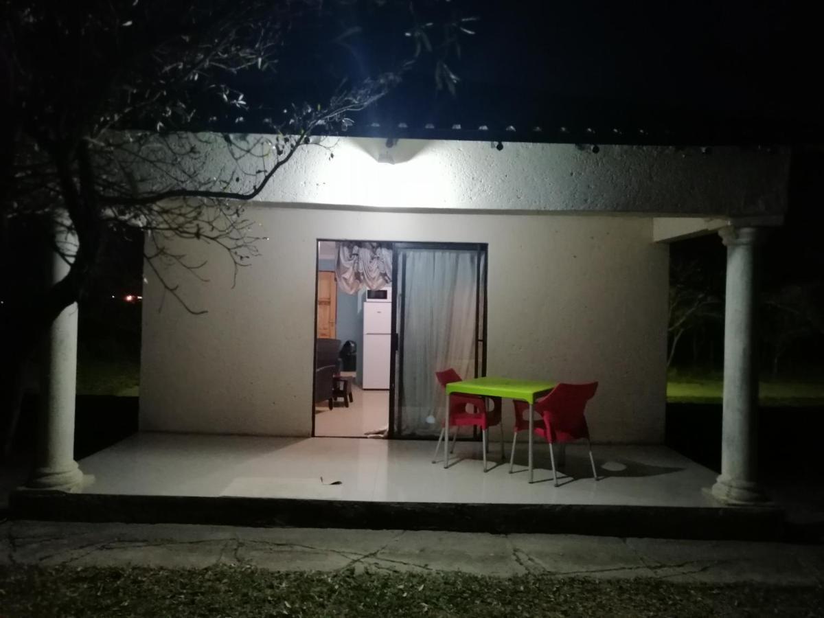 Moholoholo Lodge Acornhoek Buitenkant foto